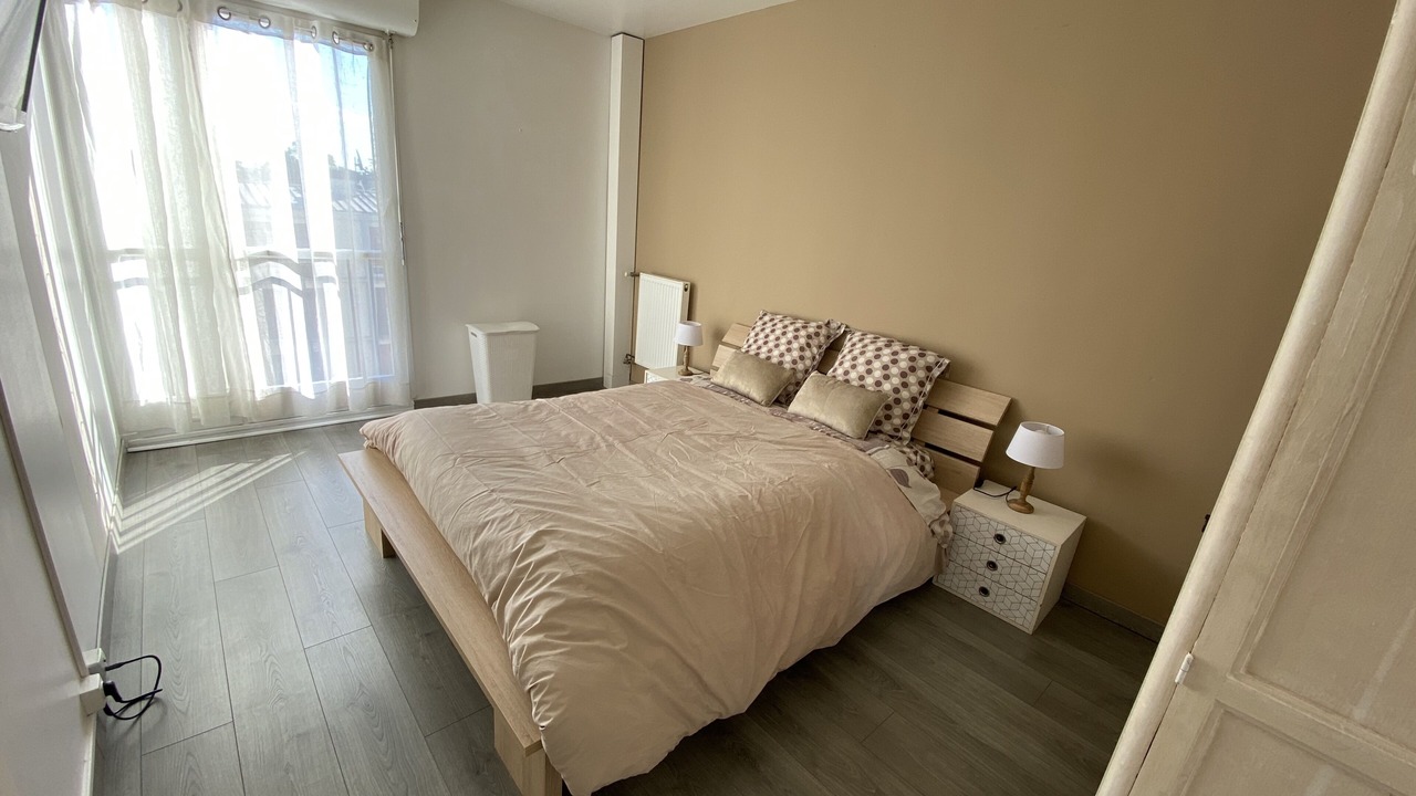 Photo of Bedroom in La Chapelle-Saint-Mesmin
