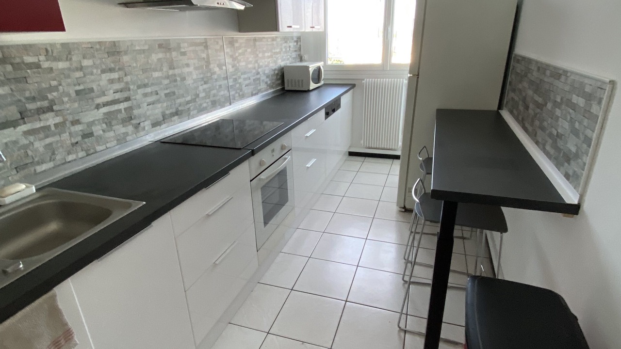 Photo of Kitchen in La Chapelle-Saint-Mesmin