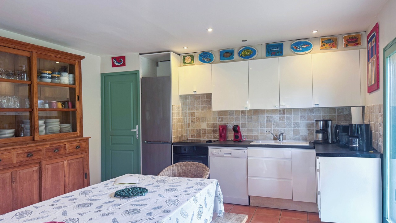 Photo of Kitchen in Montesquieu-des-Alberes