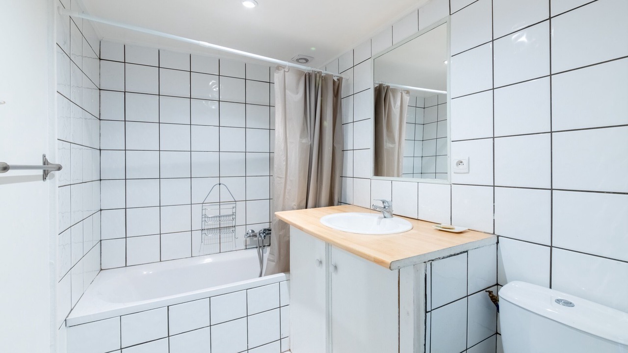 Photo of Bathroom in Montesquieu-des-Alberes