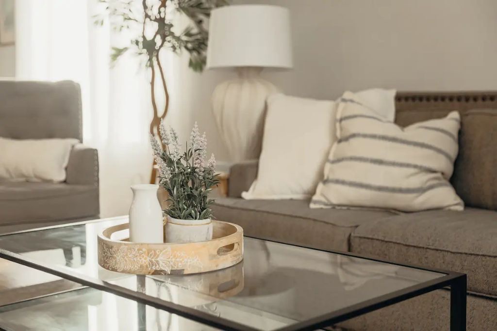 Photo of Livingroom in Five Corners