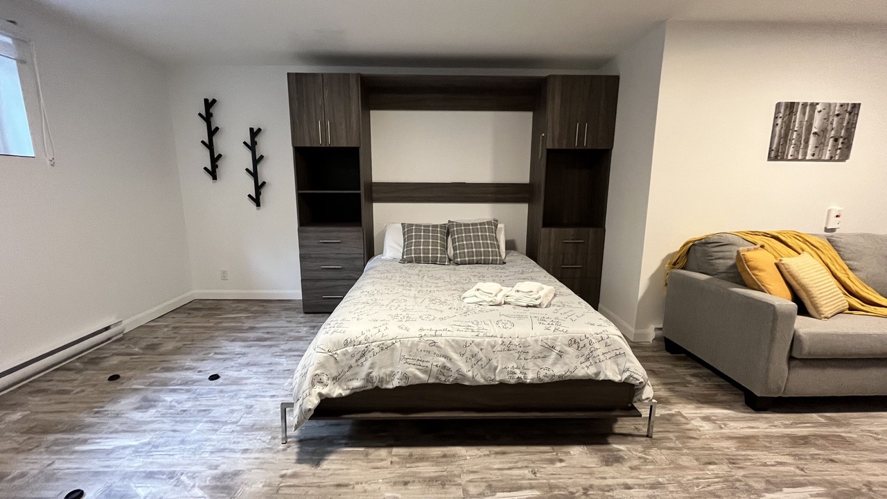 Photo of Bedroom in Petite-Riviere-Saint-Francois