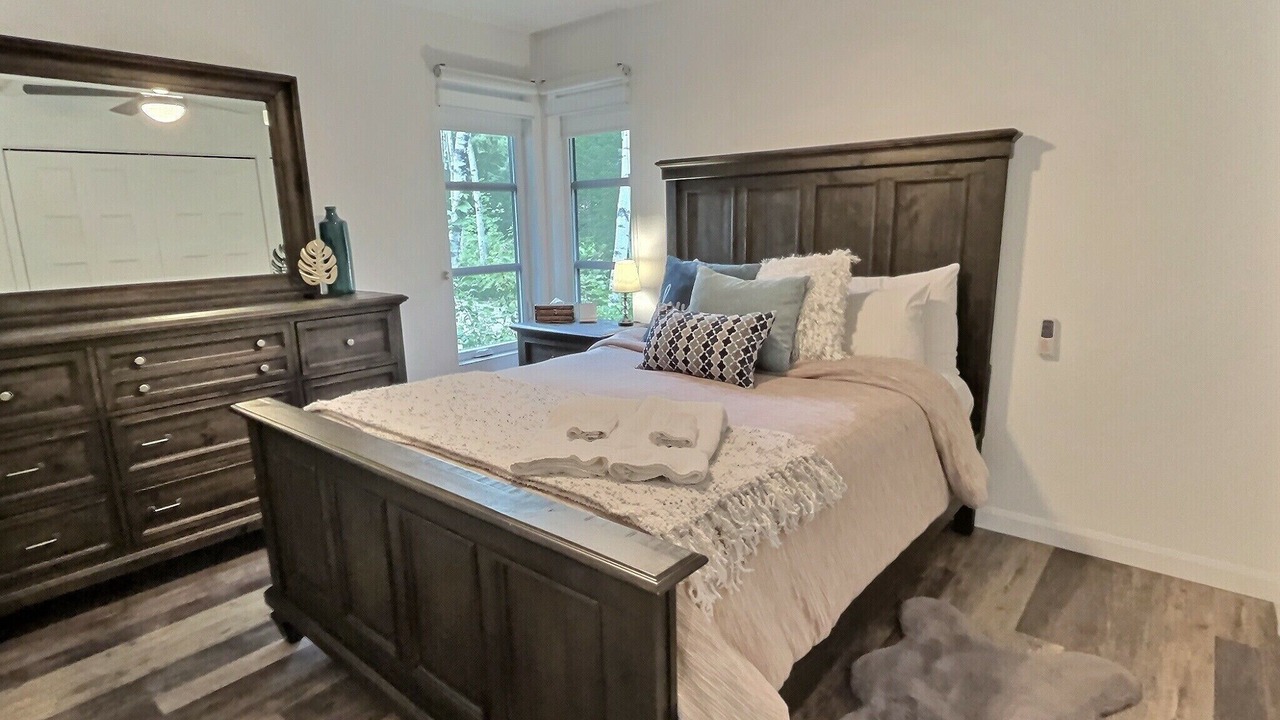 Photo of Bedroom in Petite-Riviere-Saint-Francois