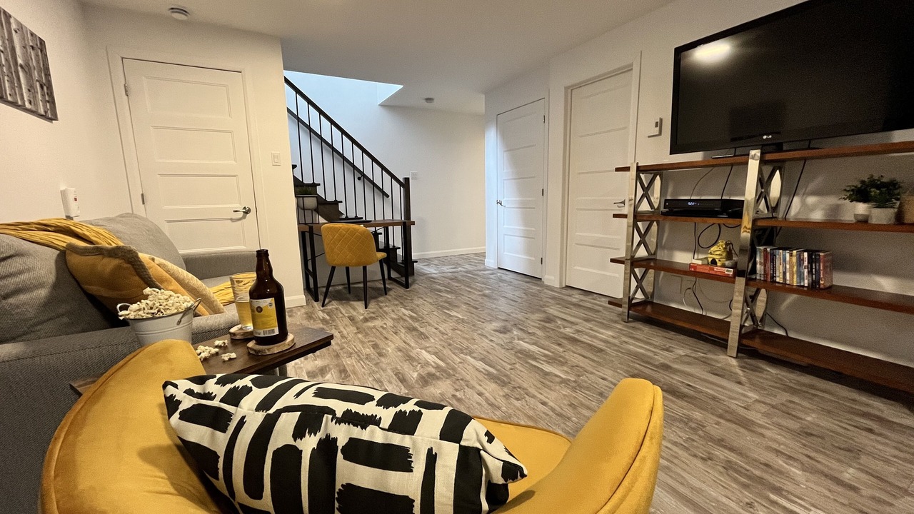 Photo of Livingroom in Petite-Riviere-Saint-Francois