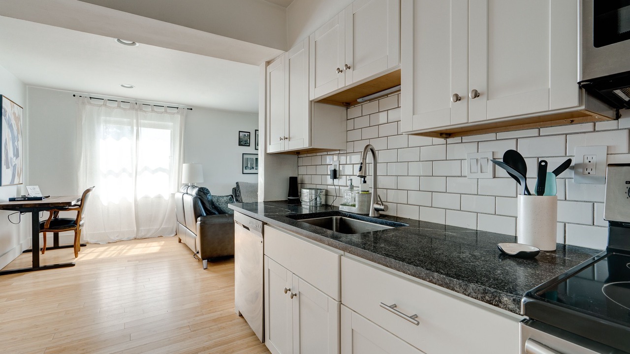 Photo of Kitchen in Redmont Park