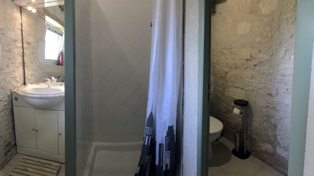 Photo of Bathroom in Puymirol