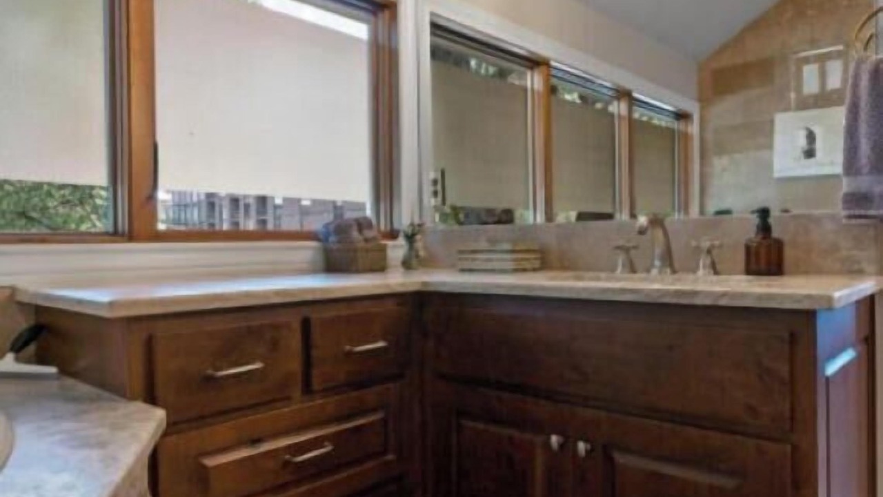 Photo of Bathroom in Bouldin