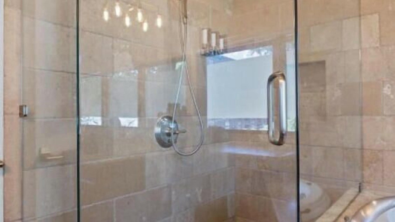 Photo of Bathroom in Bouldin