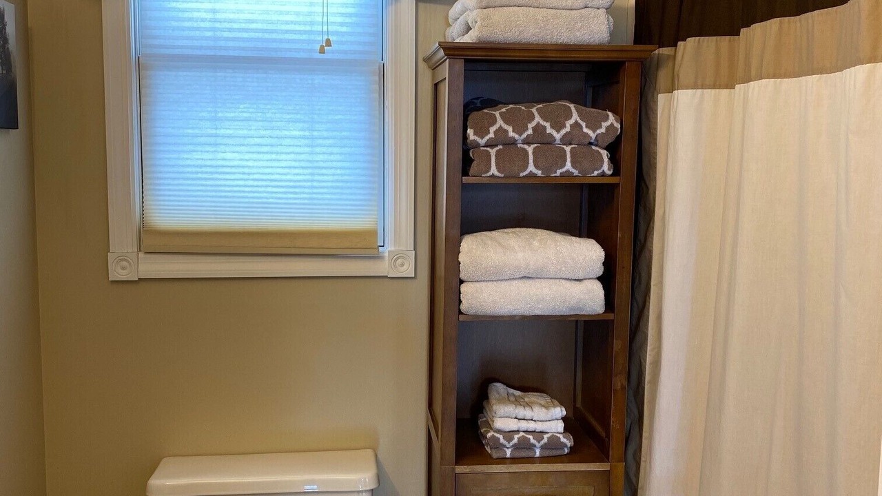 Photo of Bathroom in Blossvale