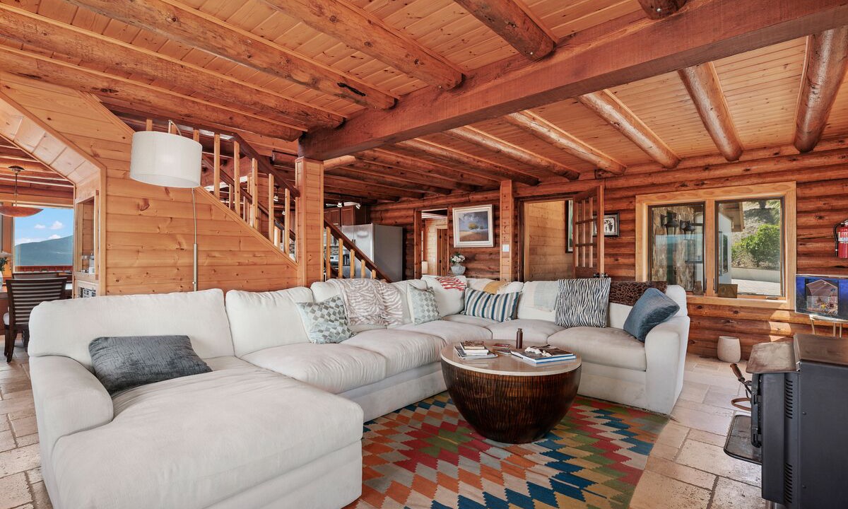 Photo of Livingroom in Escondido