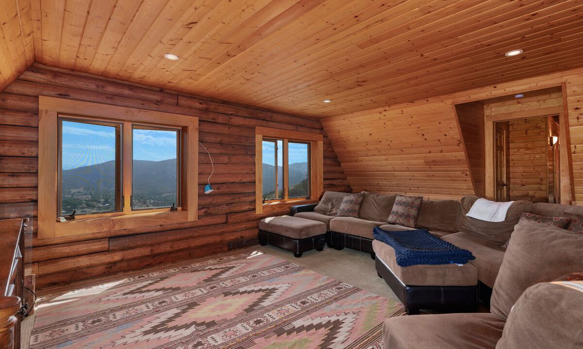 Photo of Livingroom in Escondido