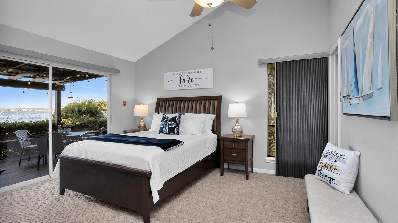 Photo of Bedroom in April Sound