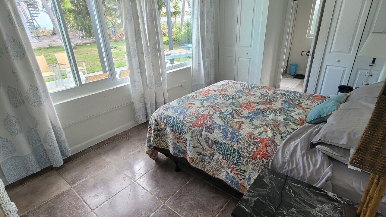 Photo of Bedroom in Upper Matecumbe Key