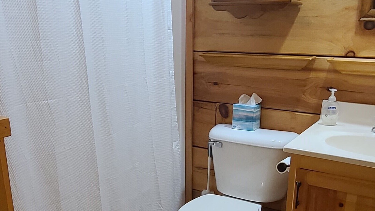 Photo of Bathroom in Reserve at Fairystone