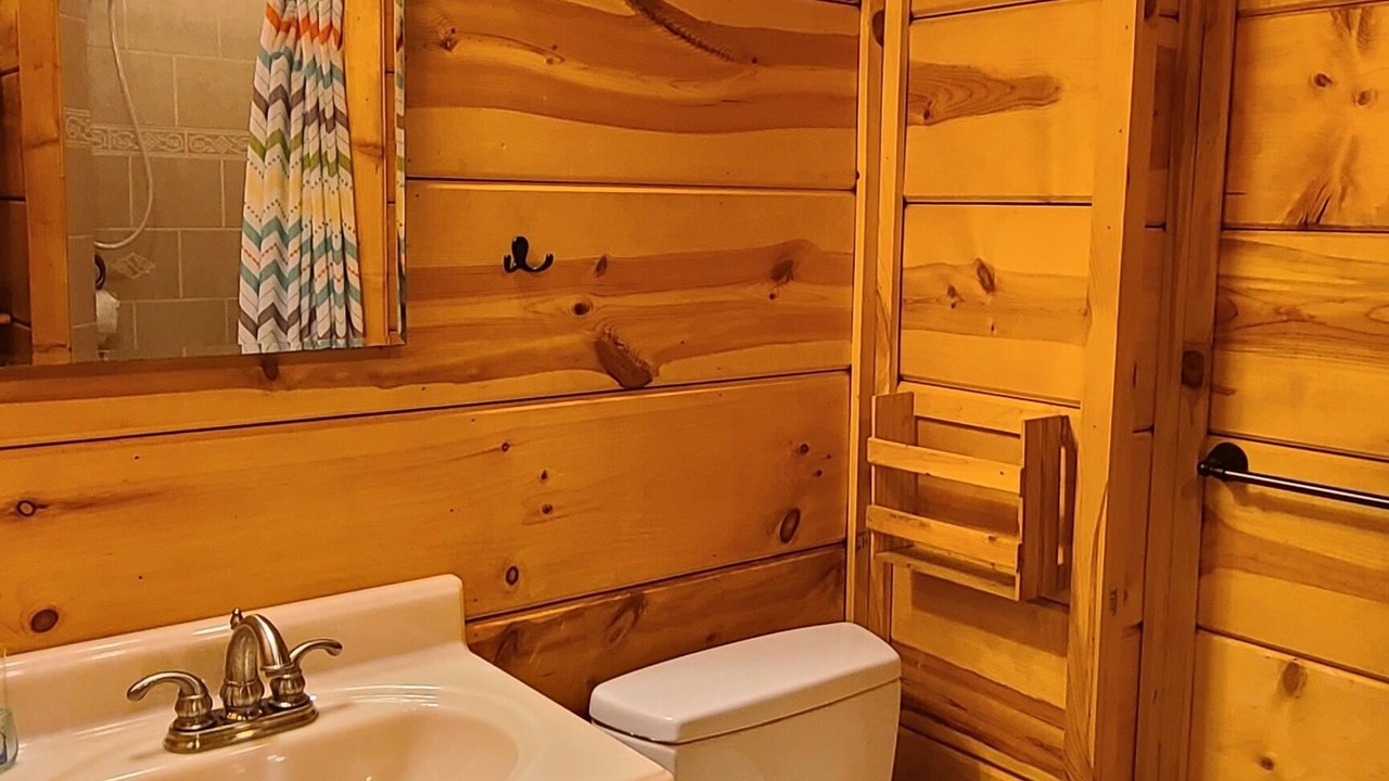 Photo of Bathroom in Reserve at Fairystone