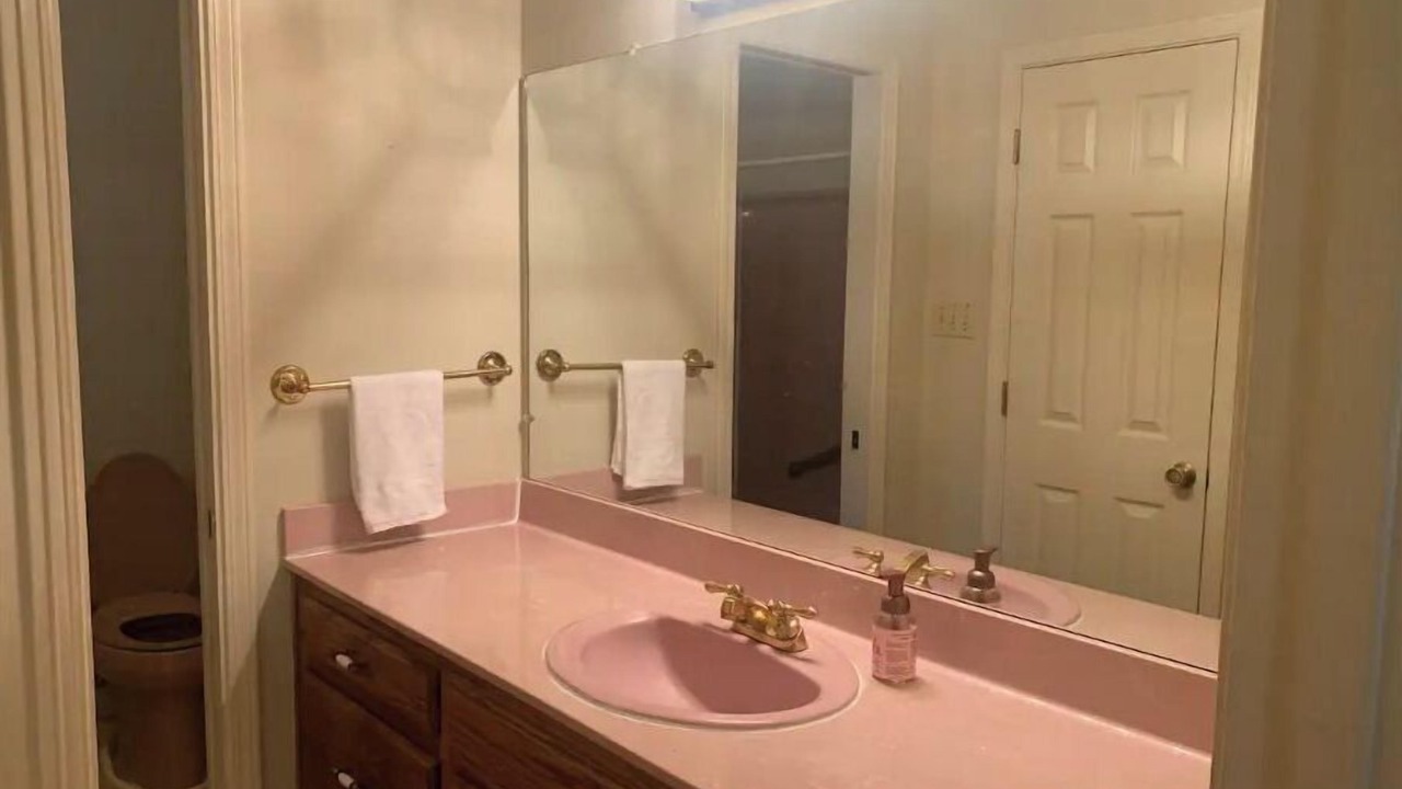 Photo of Bathroom in Gonzales