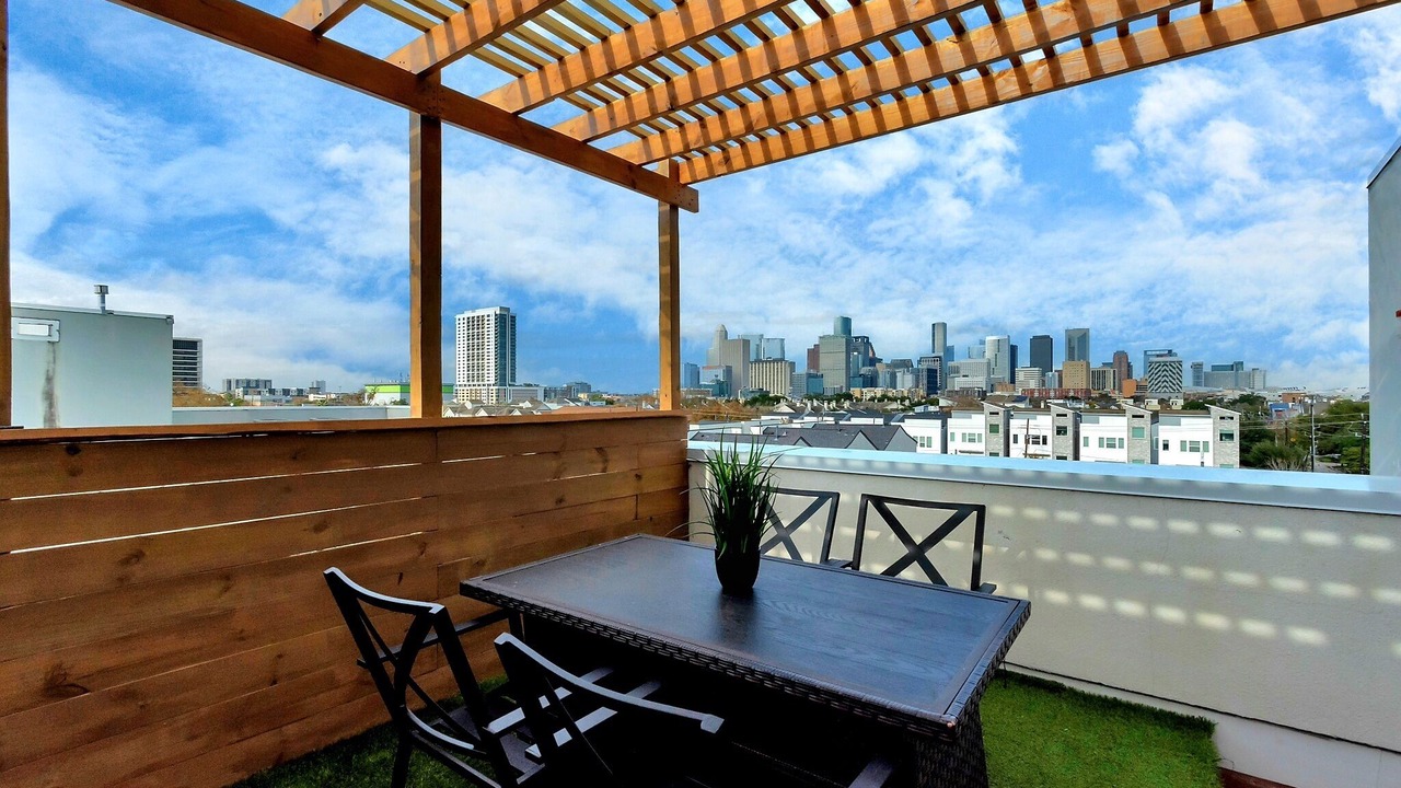 Photo of Outdoor in Midtown