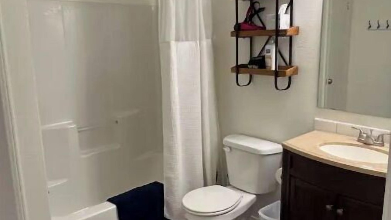 Photo of Bathroom in Tahlequah