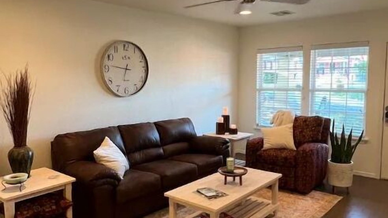 Photo of Livingroom in Tahlequah