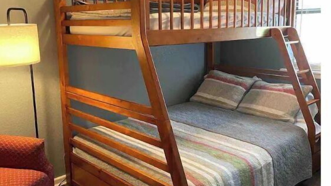 Photo of Bedroom in Pettit