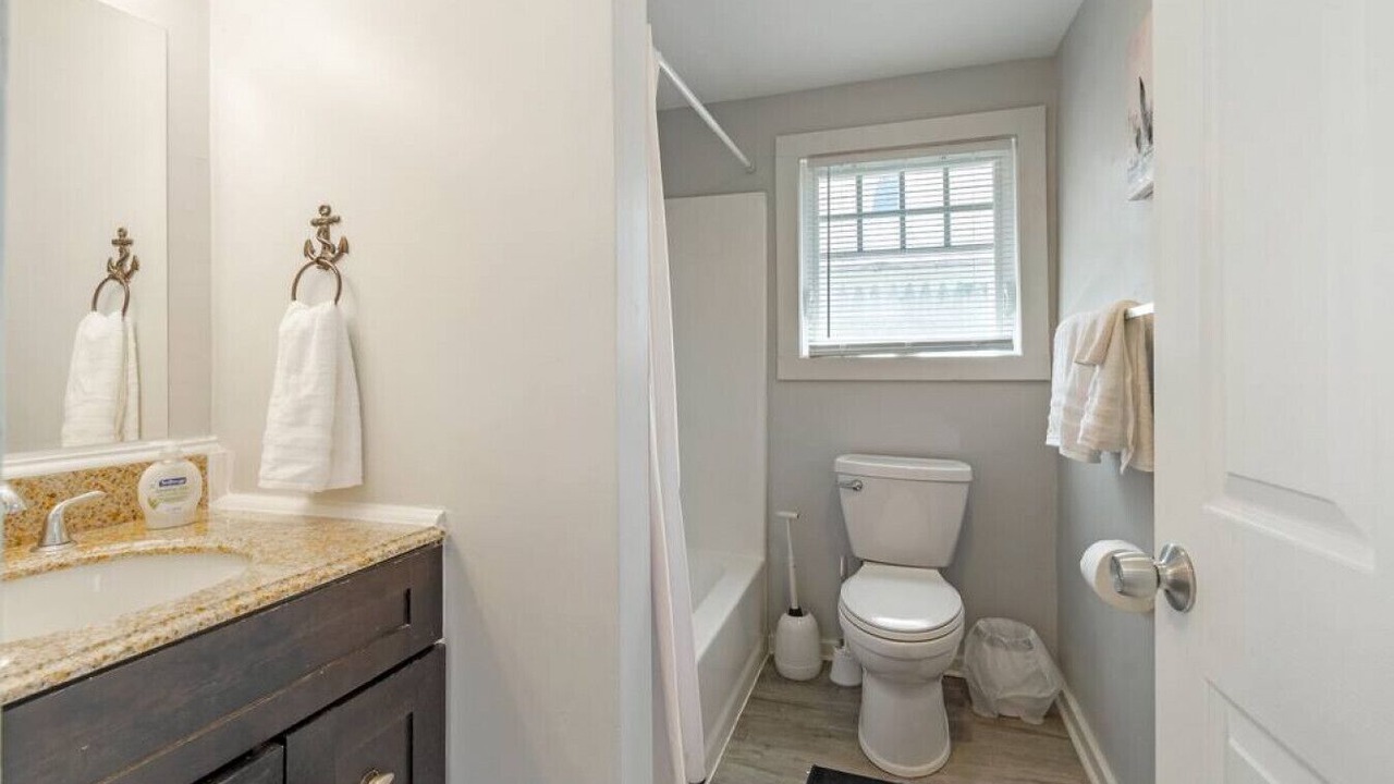 Photo of Bathroom in Sea Breeze