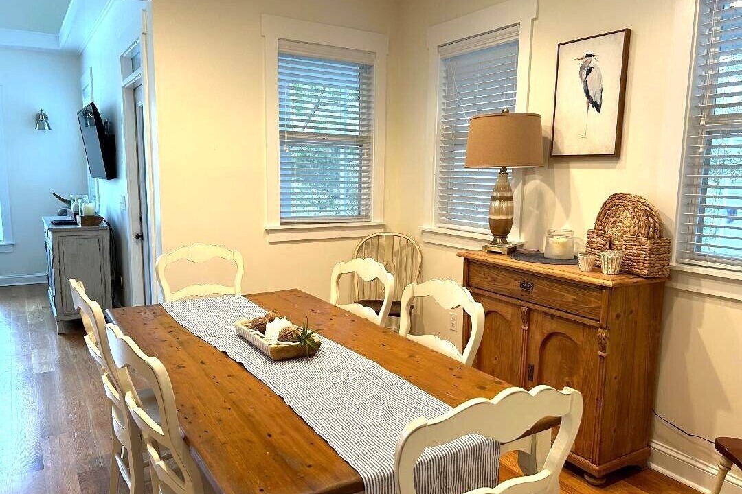 Photo of Livingroom in Sabal Palm Cottages