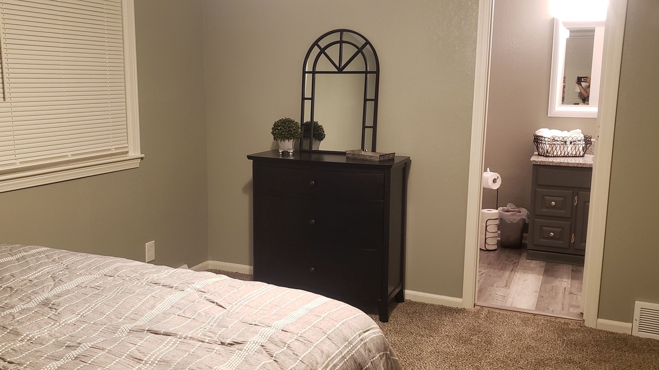 Photo of Bedroom in Leavenworth