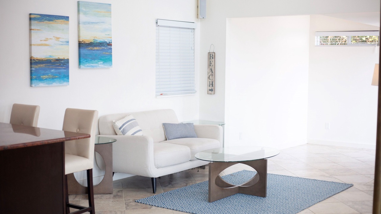 Photo of Livingroom in Viewpoint