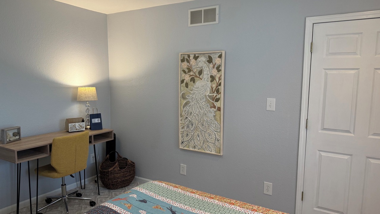 Photo of Bedroom in Camdenton