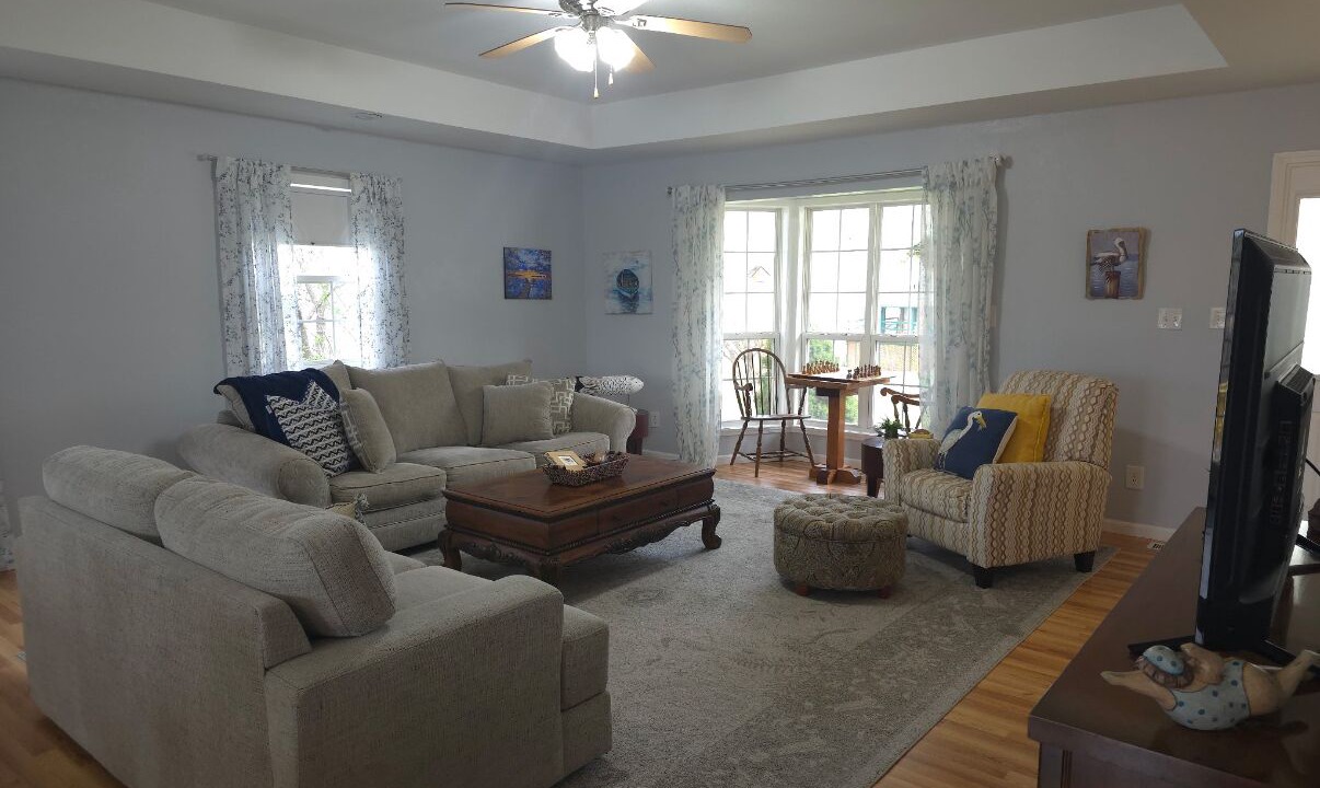 Photo of Livingroom in Camdenton