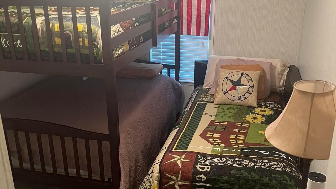 Photo of Bedroom in Avinger