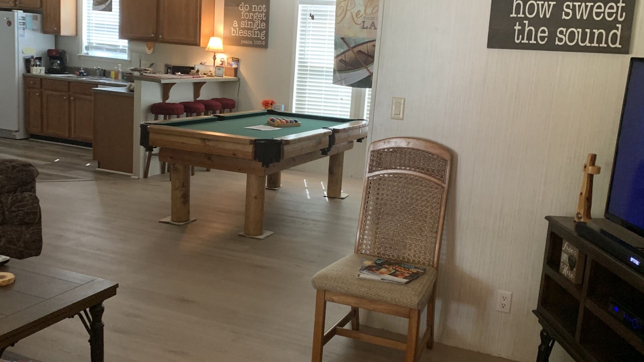 Photo of Livingroom in Avinger