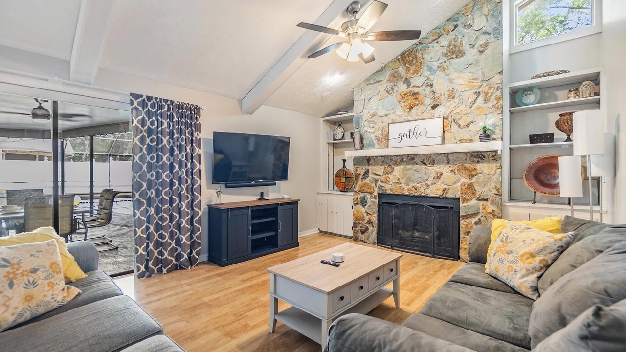 Photo of Livingroom in Safety Harbor