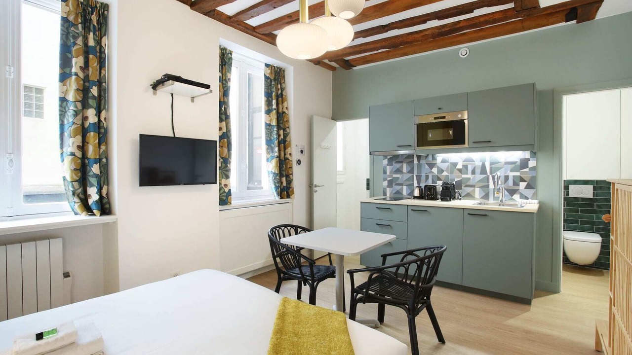 Photo of Bedroom in Quartier du Faubourg-Montmartre