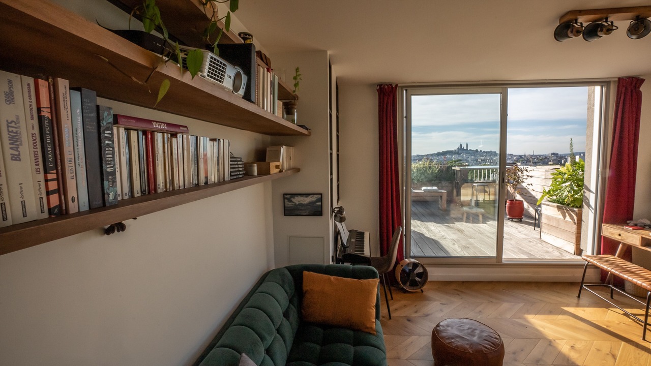 Photo of Livingroom in Combat