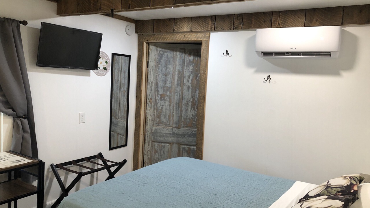 Photo of Bedroom in Breaux Bridge