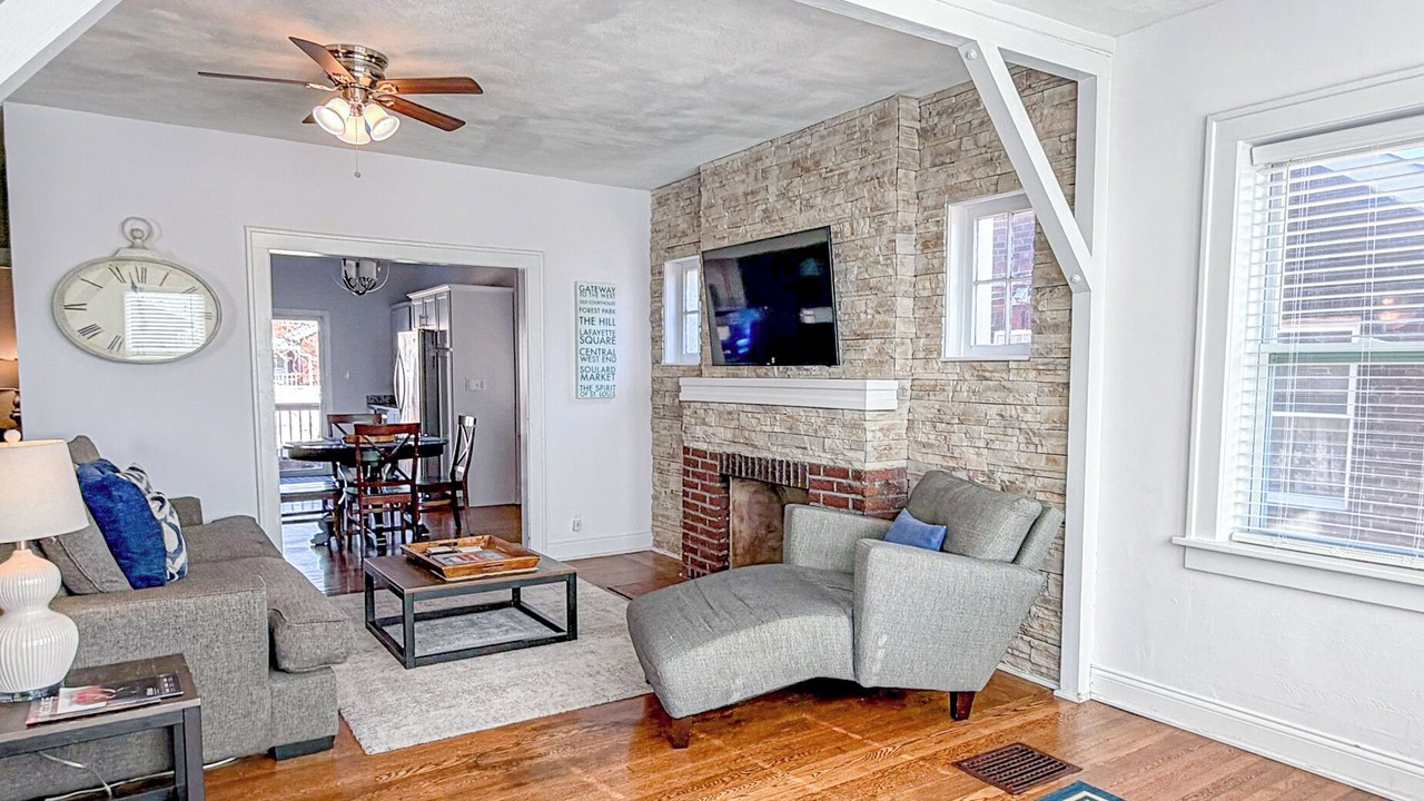 Photo of Livingroom in Tower Grove South