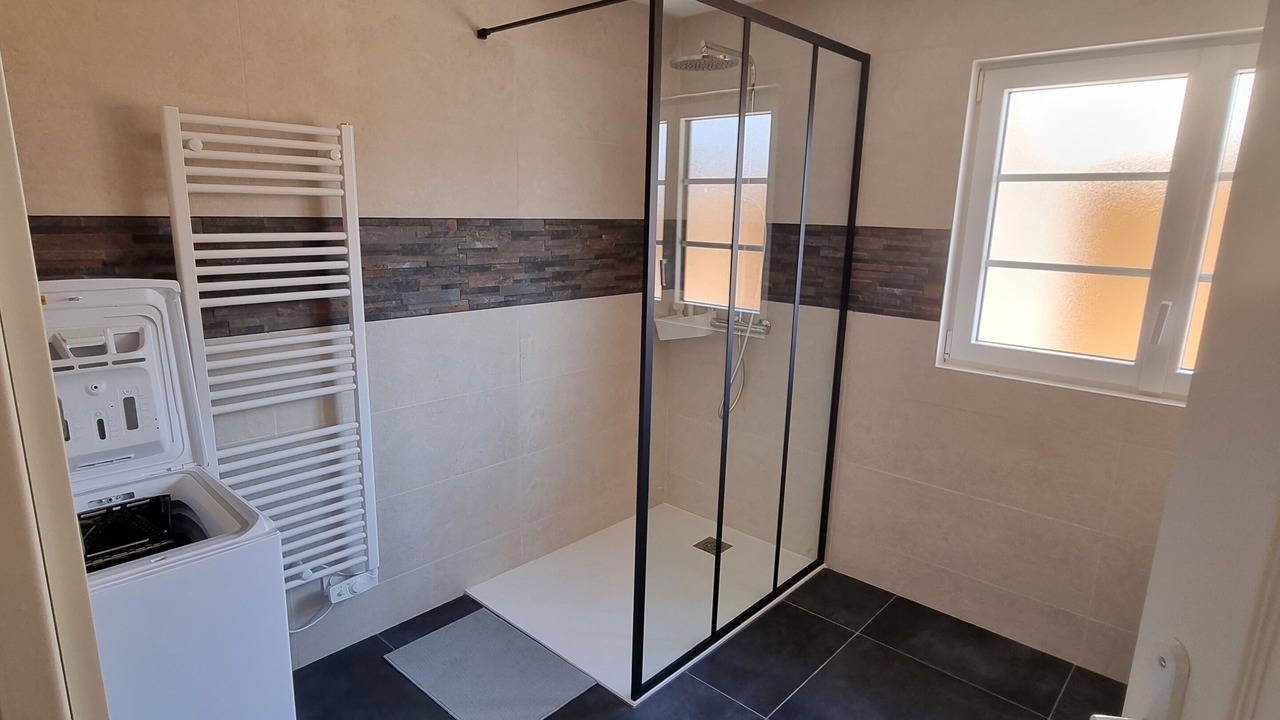 Photo of Bathroom in Favieres