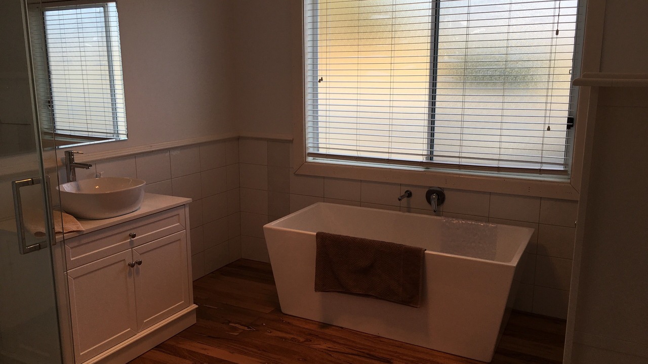 Photo of Bathroom in Capel Sound