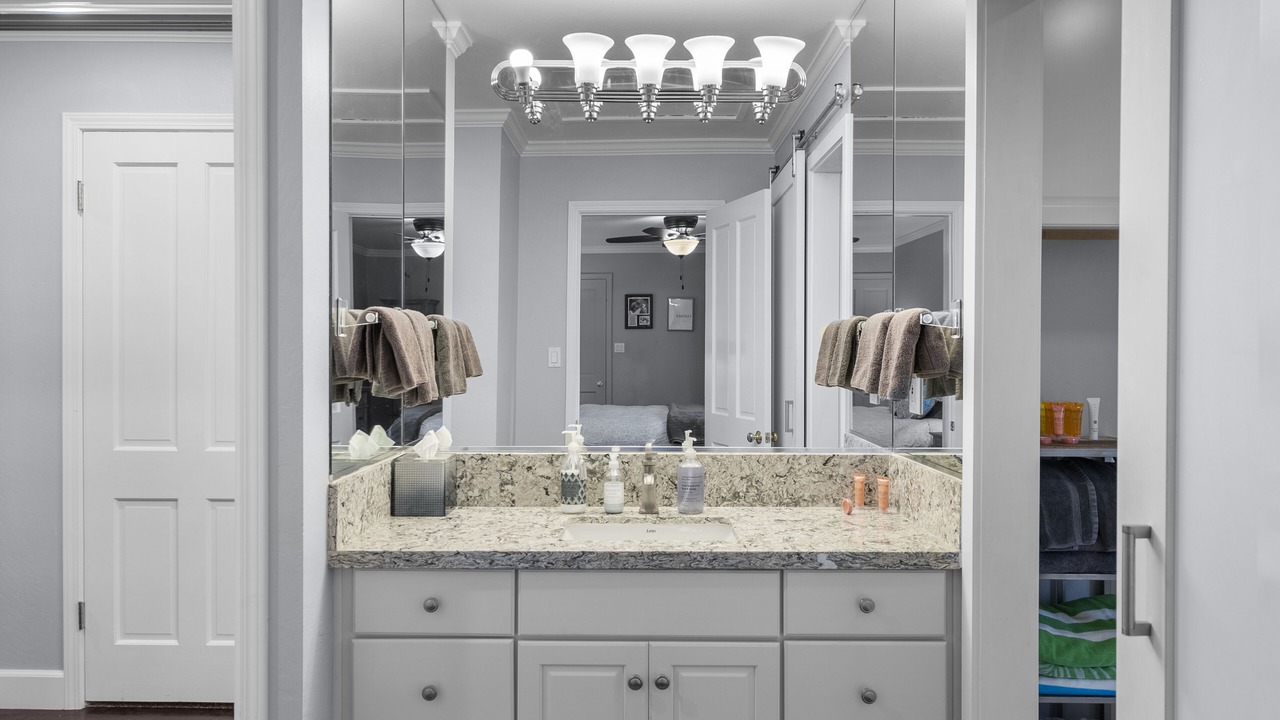 Photo of Bathroom in Vichy Springs