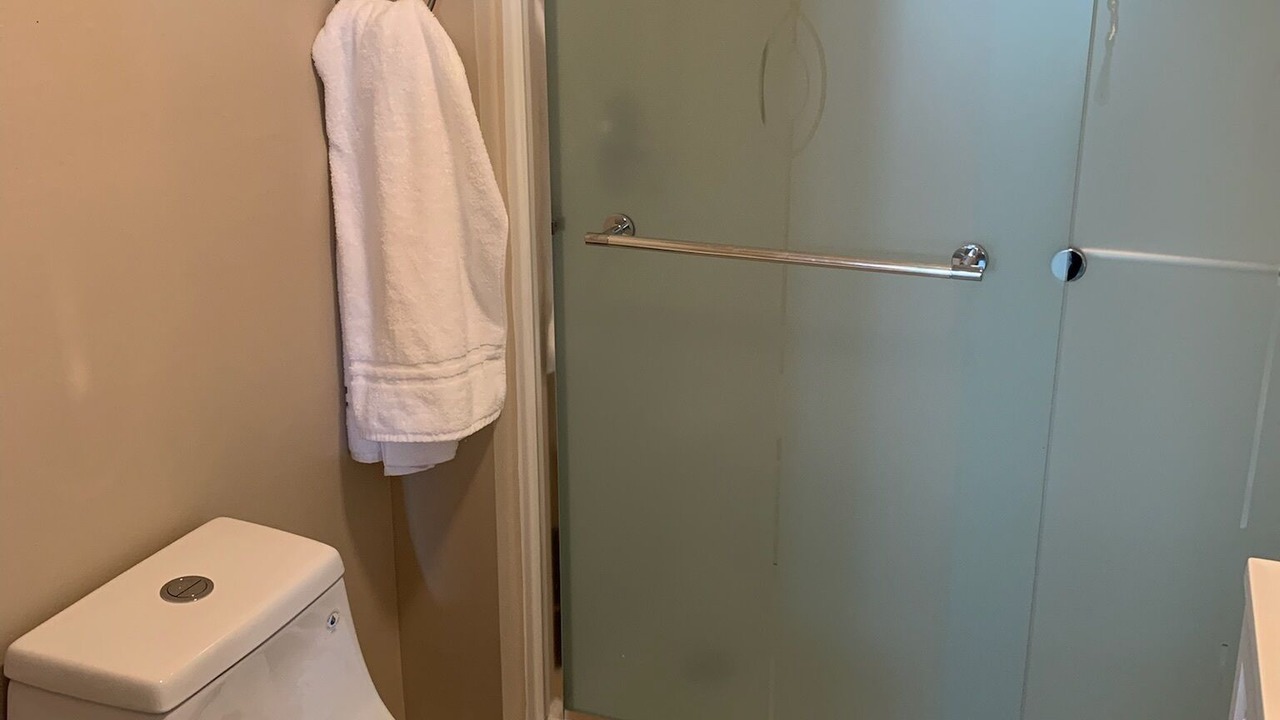 Photo of Bathroom in Bean Station
