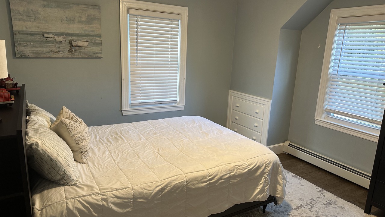 Photo of Bedroom in Warren