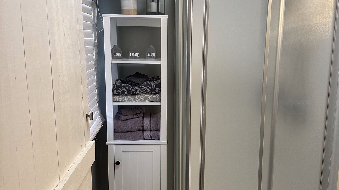 Photo of Bathroom in Warren