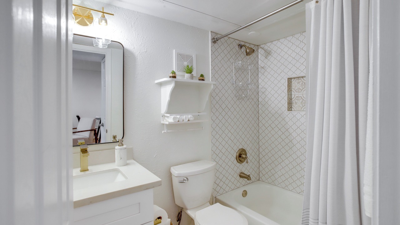 Photo of Bathroom in Walden on Lake Conroe