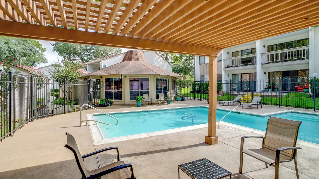 Photo of Outdoor in Walden on Lake Conroe