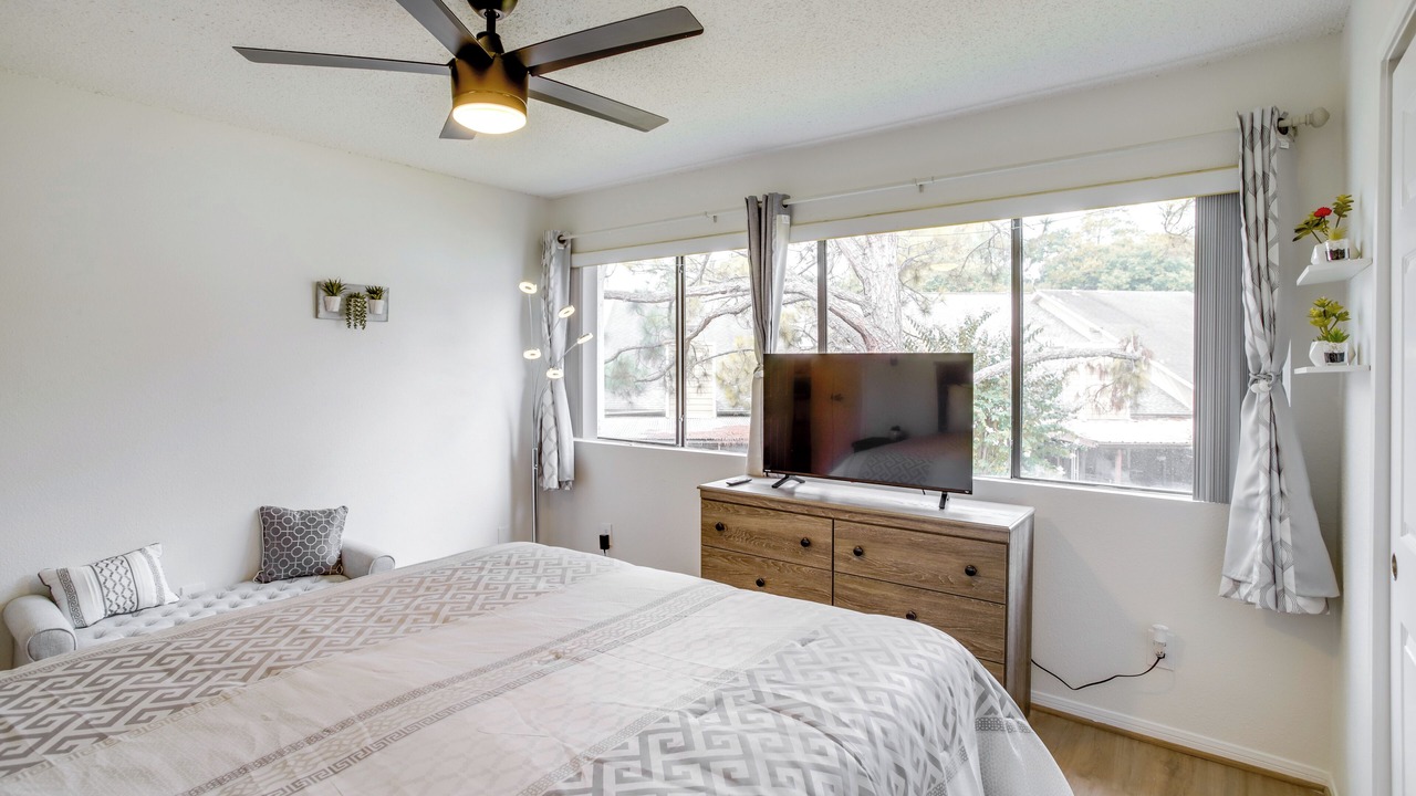 Photo of Bedroom in Walden on Lake Conroe
