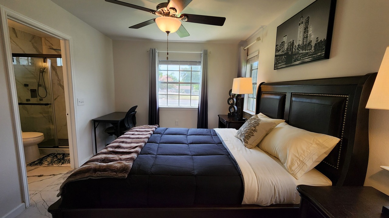 Photo of Bedroom in Rosewood