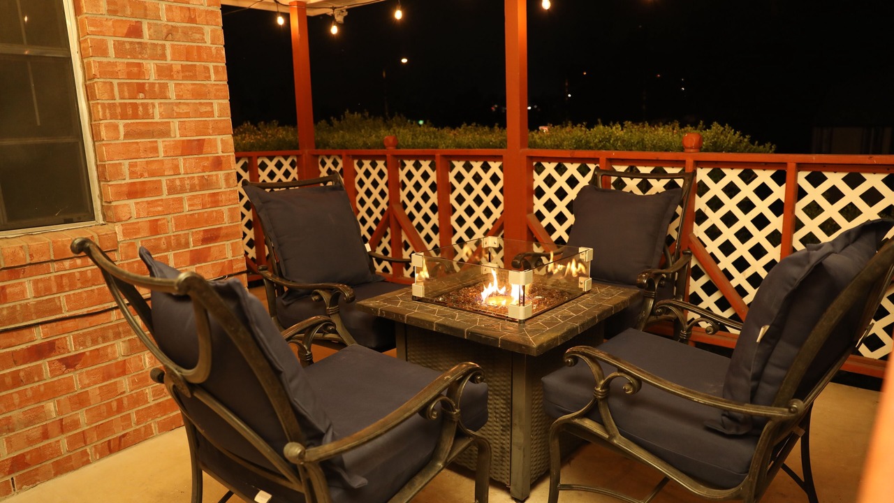 Photo of Outdoor in Rosewood