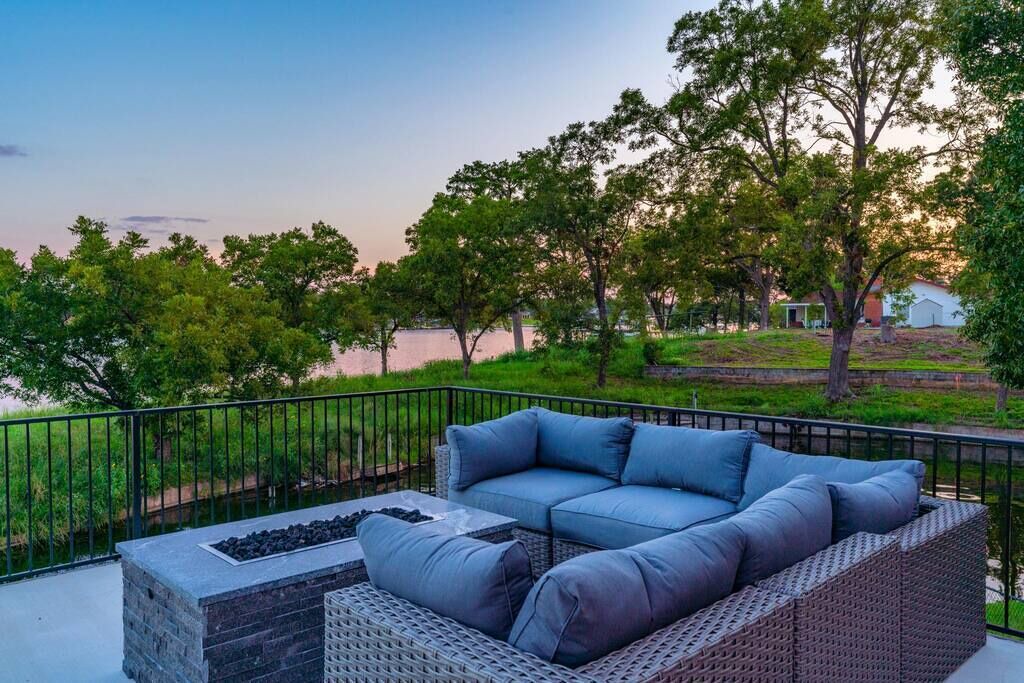 Photo of Outdoor in Kingsland
