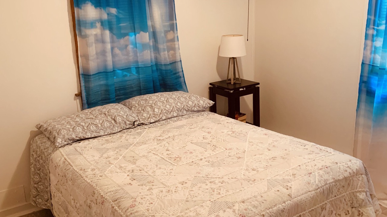 Photo of Bedroom in Niagara County